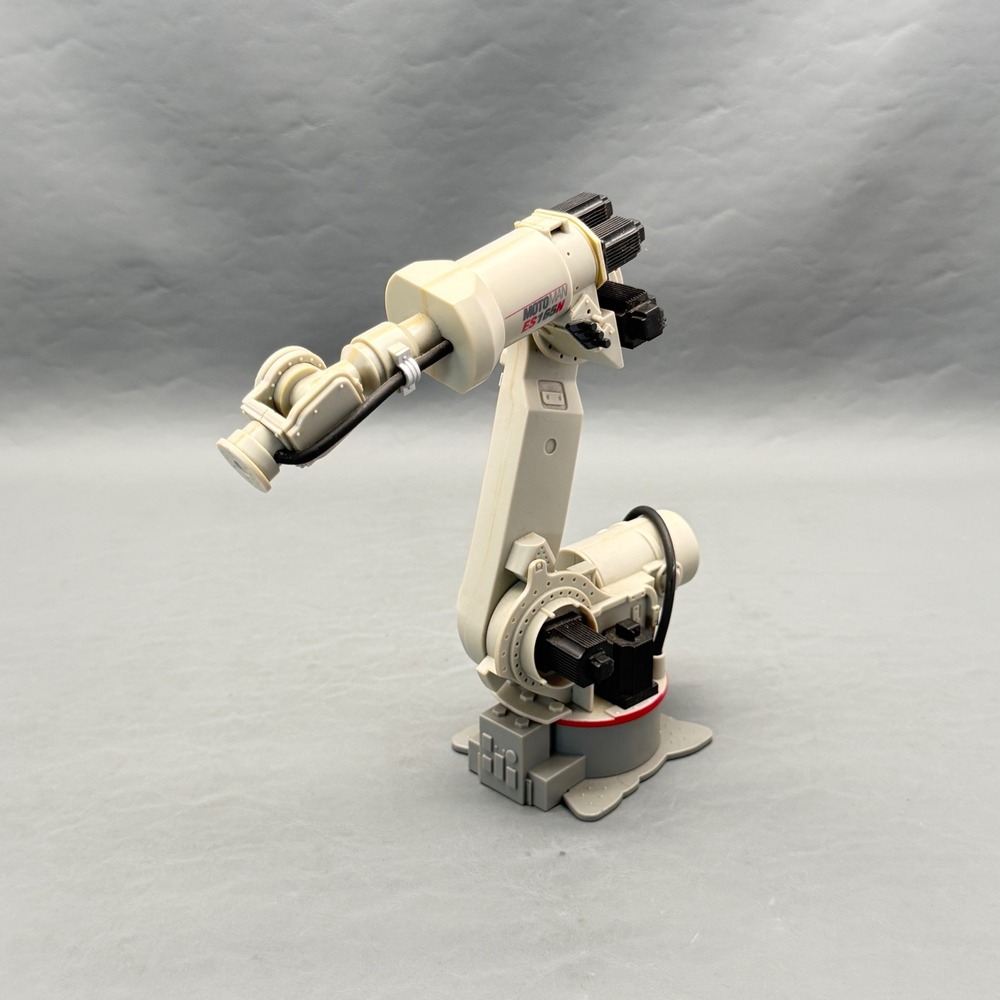 Yaskawa Motoman ES165N Robotic Arm Industrial Robot Figure Model  13"